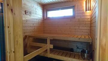 Фото номера Дом с 2 спальнями Курортные отели Holiday Resort Harjun Portti г. Пункахарью 5