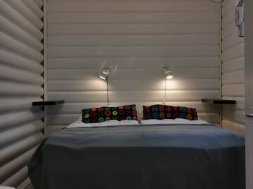 Фото номера Коттедж с 2 спальнями и видом на озеро Курортные отели Holiday Resort Harjun Portti г. Пункахарью 3