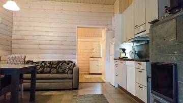 Фото номера Коттедж с одной спальней - Вид на озеро Курортные отели Holiday Resort Harjun Portti г. Пункахарью 2
