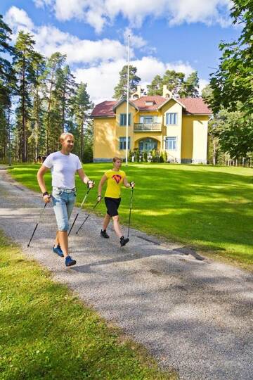 Фото Отель Villa Urhola, Kruunupuisto г. Пункахарью 4