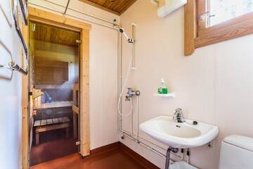 Фото номера Коттедж с 1 спальней Курортные отели Punkaharju Resort г. Пункахарью 6
